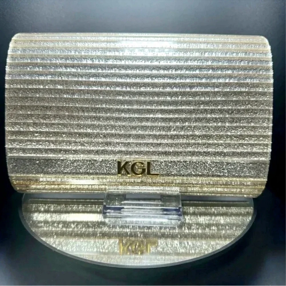 Kurt Geiger London Party Glitter Envelope
Clutch Shoulder Bag NWT - Picture 4 of 14
